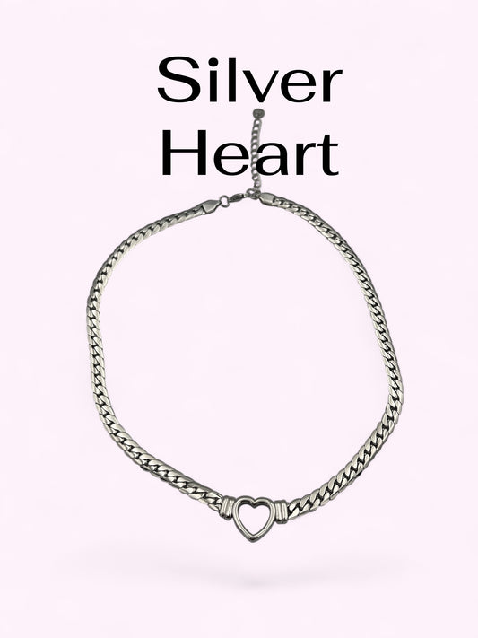 Silver Heart, Collar